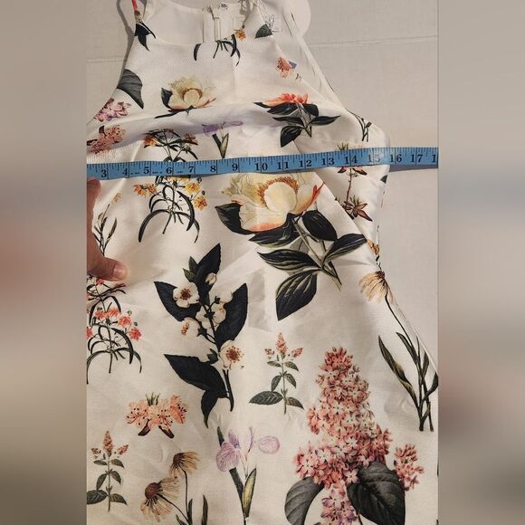 New T.Lulah White Floral Mini Dress Size XS - Picture 9 of 10